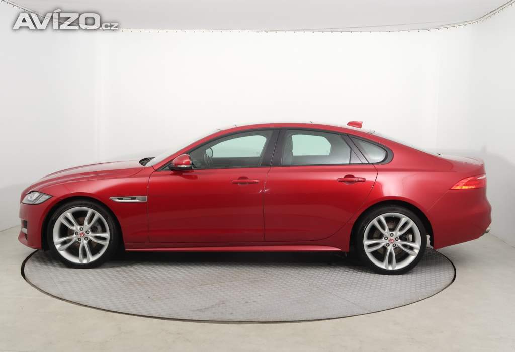 Foto inzerátu Jaguar XF 20d AWD