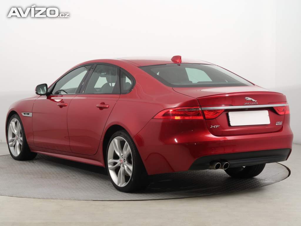 Foto inzerátu Jaguar XF 20d AWD