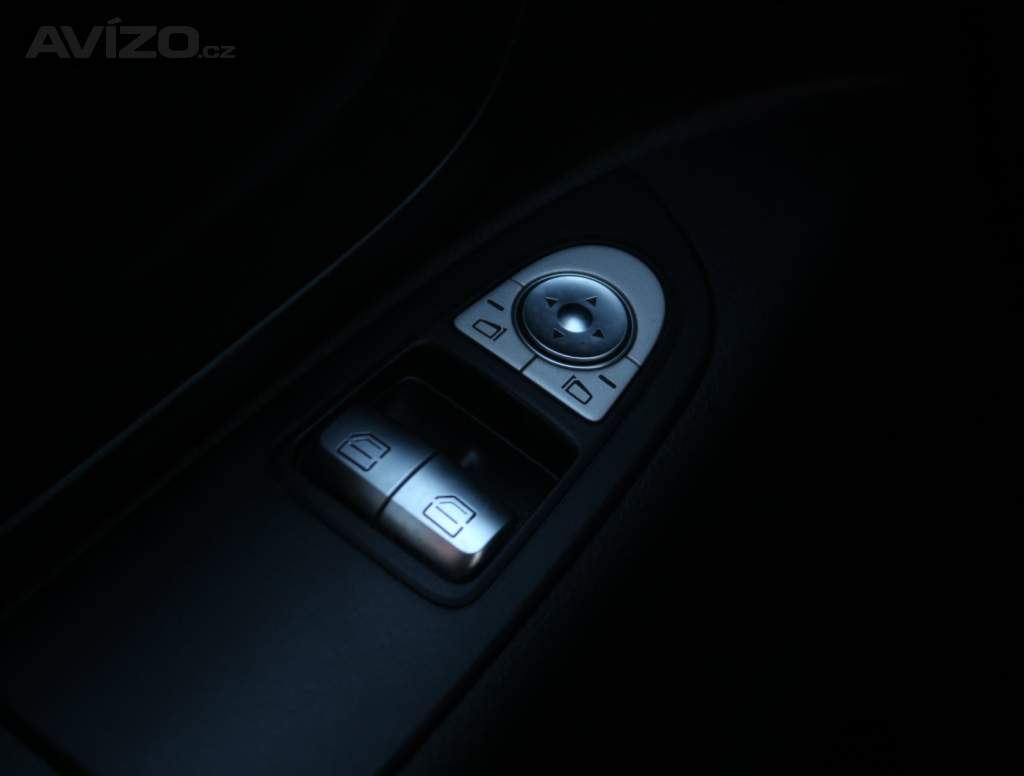 Foto inzerátu Mercedes-Benz Vito 111 CDI