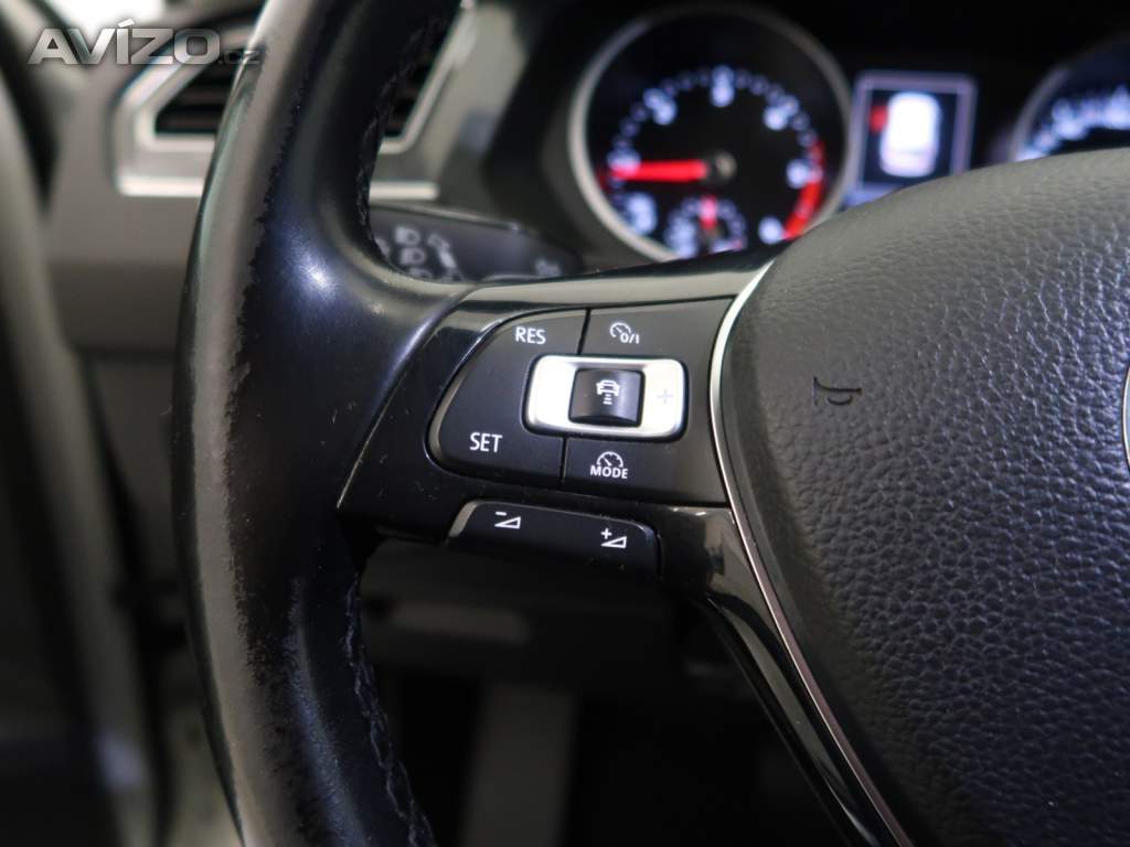 Foto inzerátu Volkswagen Tiguan 2.0 TDI