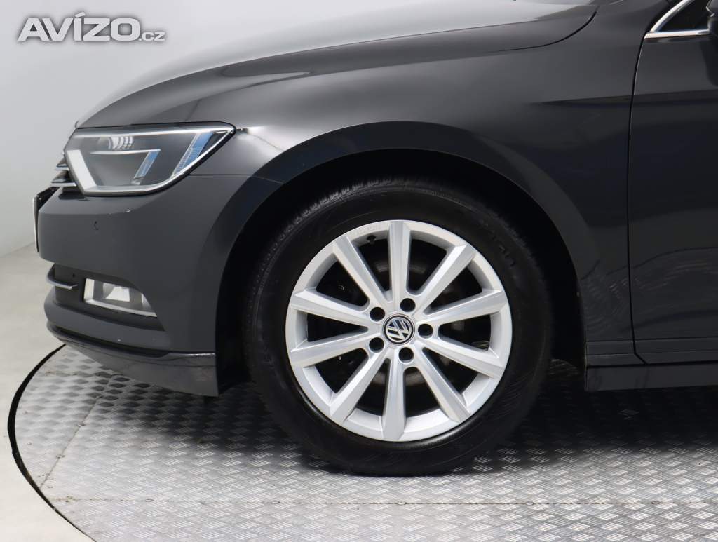 Foto inzerátu Volkswagen Passat 2.0 TDI