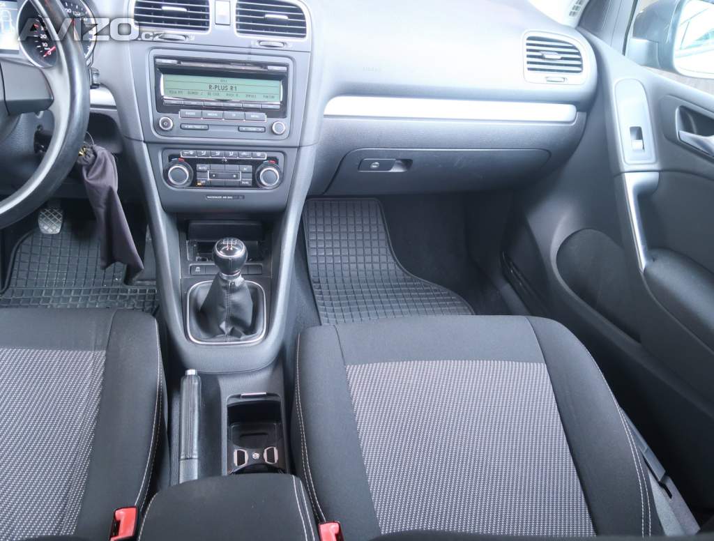 Foto inzerátu Volkswagen Golf 1.2 TSI