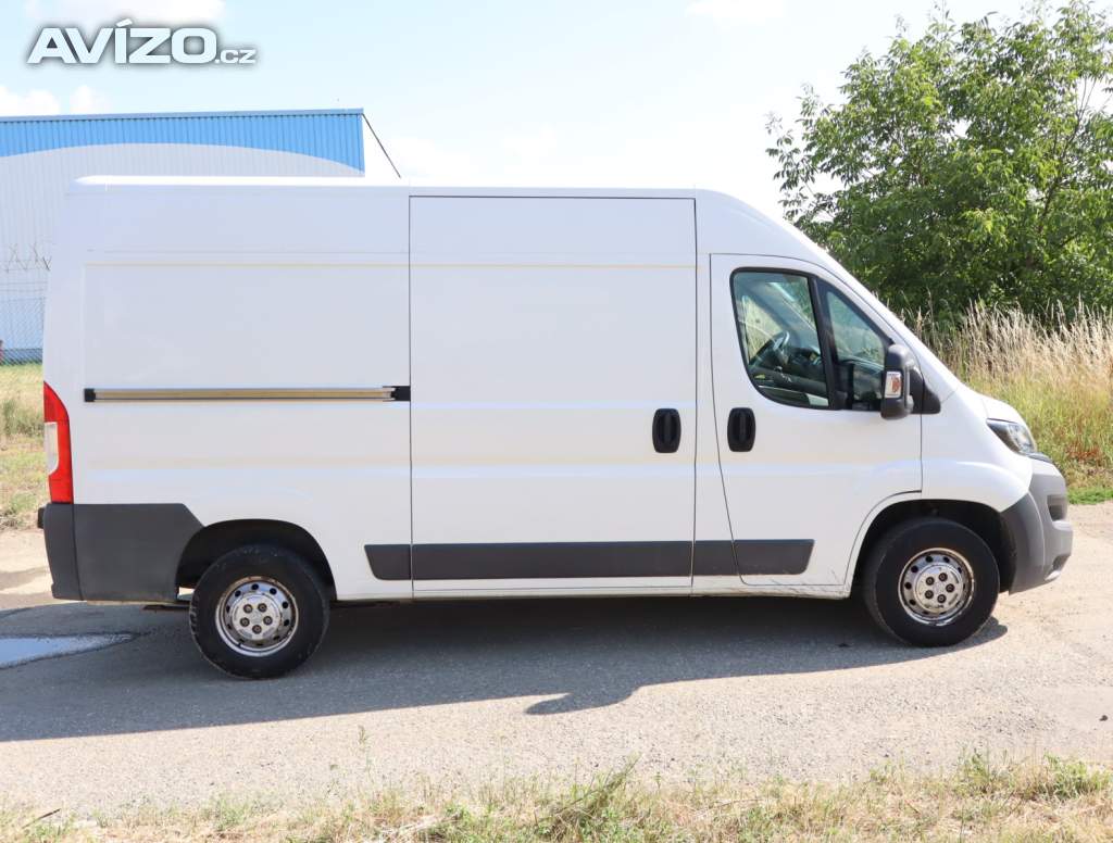 Foto inzerátu Peugeot Boxer 2.0 BlueHDi