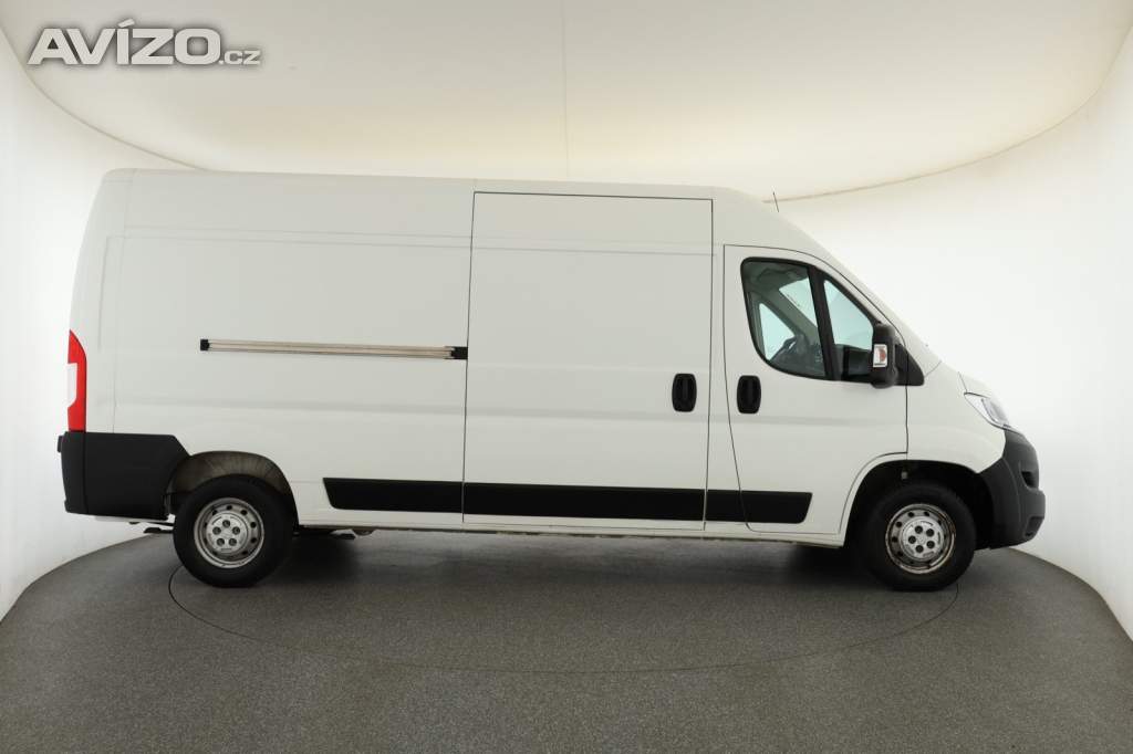 Foto inzerátu Citroën Jumper 2.2 BlueHDi