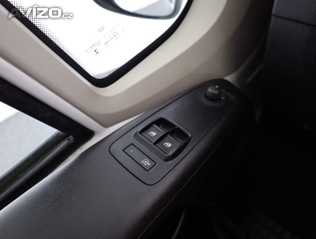 Foto inzerátu Citroën Jumper 2.2 BlueHDi