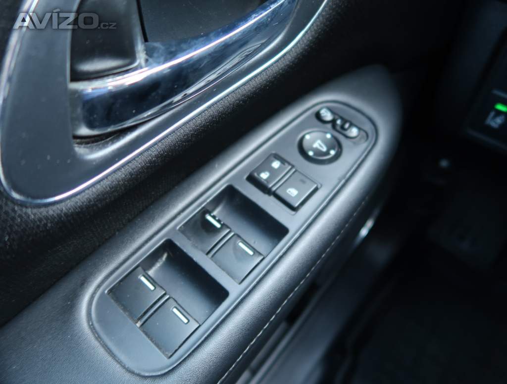 Foto inzerátu Honda HR-V 1.5 i-VTEC