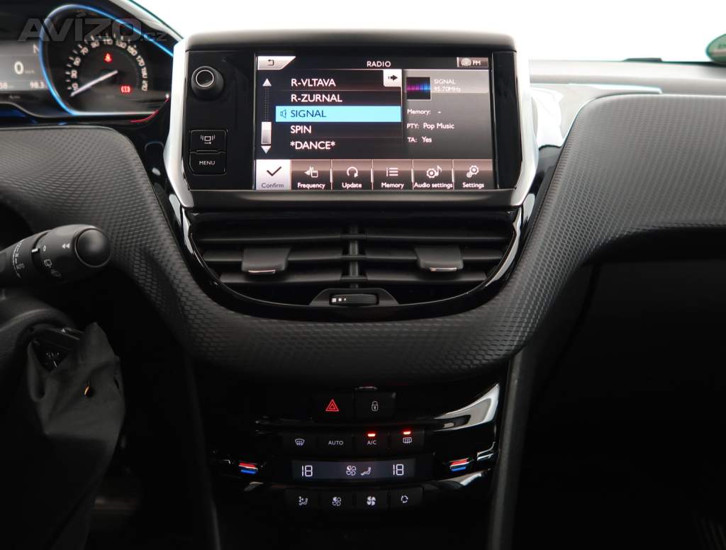 Foto inzerátu Peugeot 2008 1.2 VTi