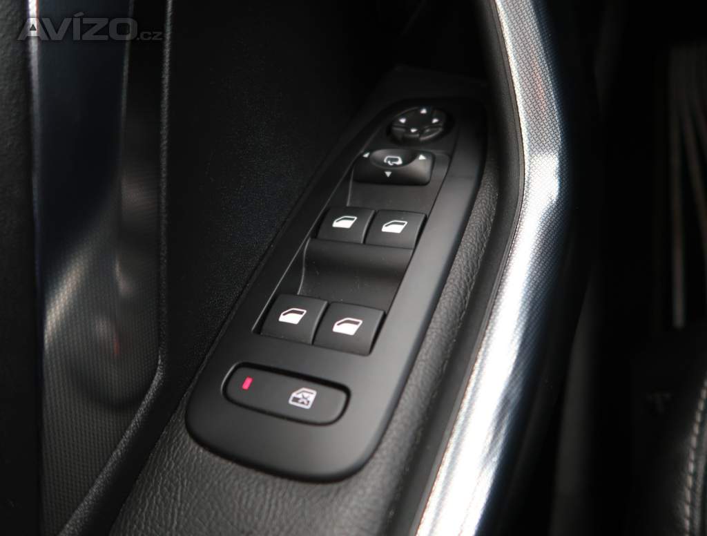 Foto inzerátu Peugeot 2008 1.2 VTi