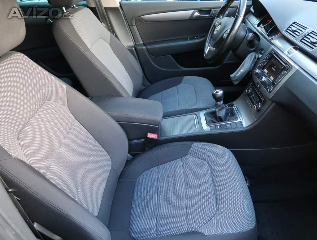 Foto inzerátu Volkswagen Passat 2.0 TDI