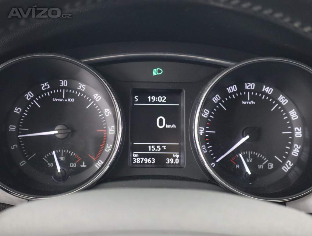 Foto inzerátu Škoda Superb 2.0 TDI