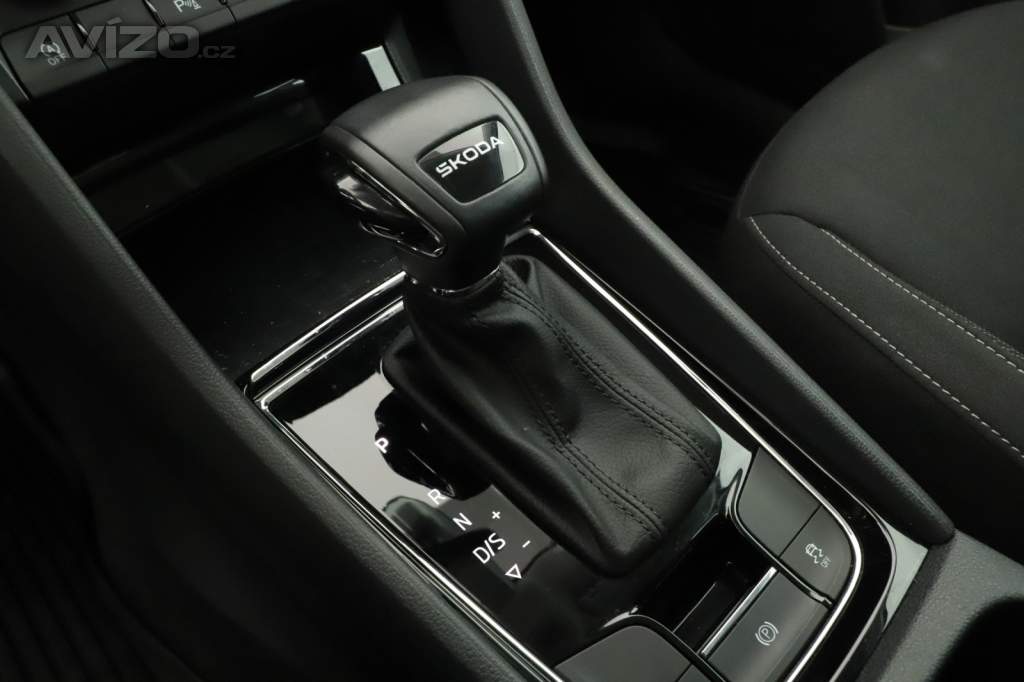 Foto inzerátu Škoda Karoq 1.5 TSI