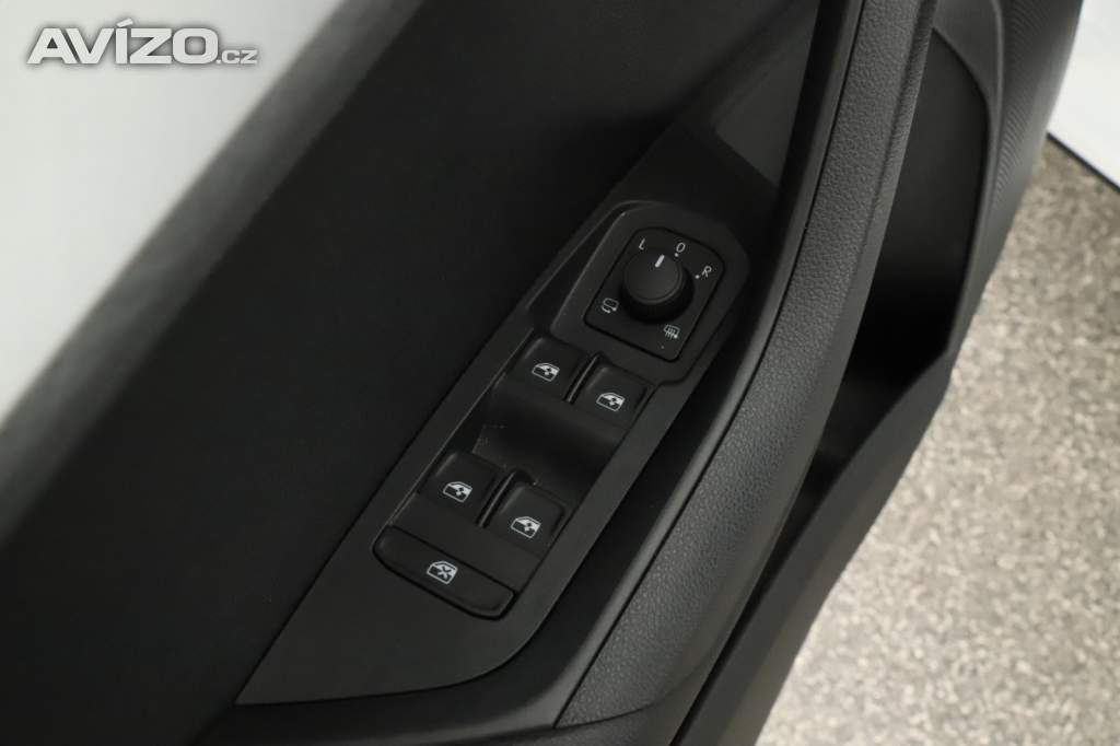 Foto inzerátu Škoda Karoq 1.5 TSI