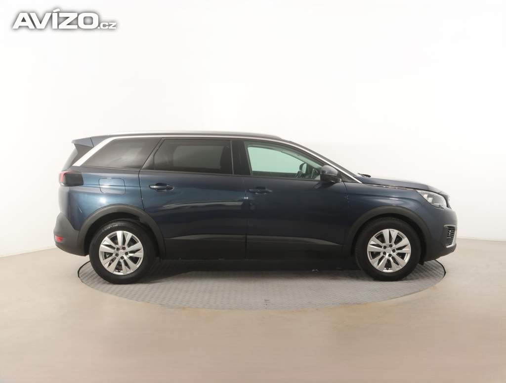 Foto inzerátu Peugeot 5008 1.5 BlueHDi
