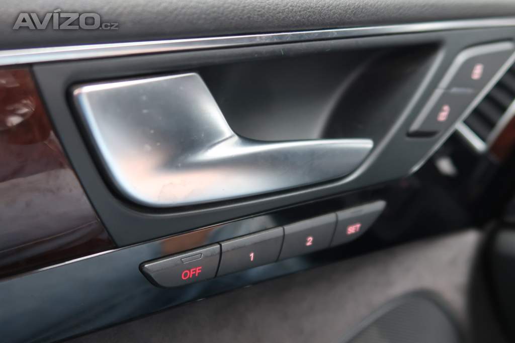 Foto inzerátu Audi A8 3.0 TDI