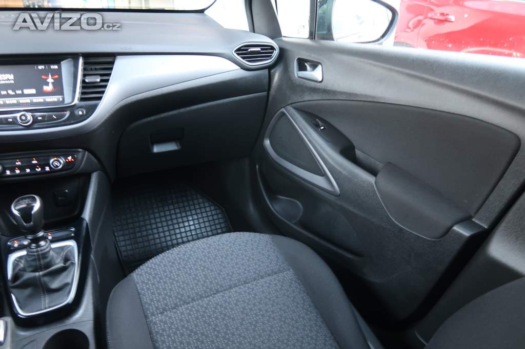 Foto inzerátu Opel Crossland 1.2 Turbo
