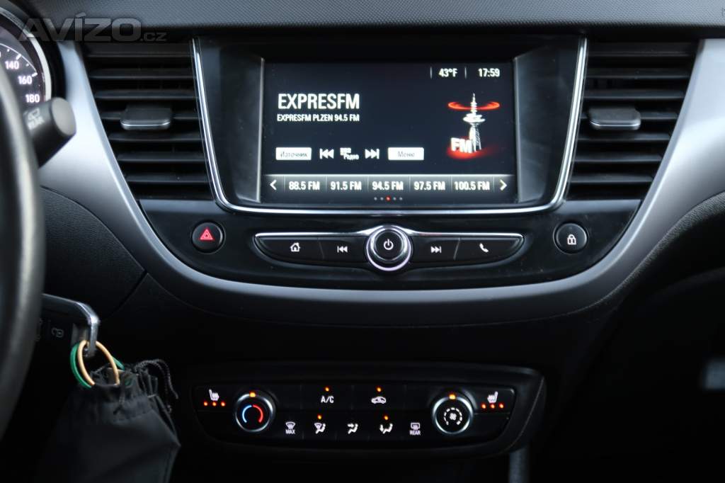 Foto inzerátu Opel Crossland 1.2 Turbo