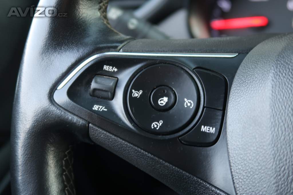 Foto inzerátu Opel Crossland 1.2 Turbo