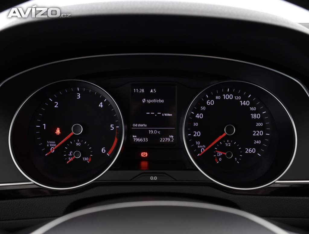 Foto inzerátu Volkswagen Passat 2.0 TDI