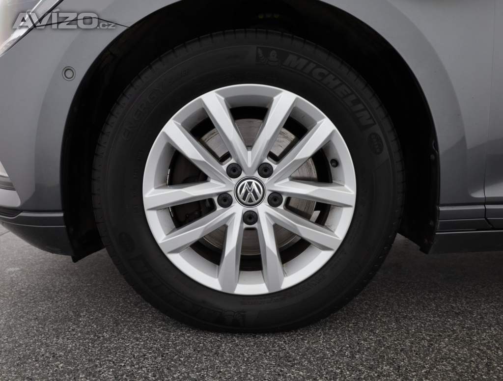 Foto inzerátu Volkswagen Passat 2.0 TDI