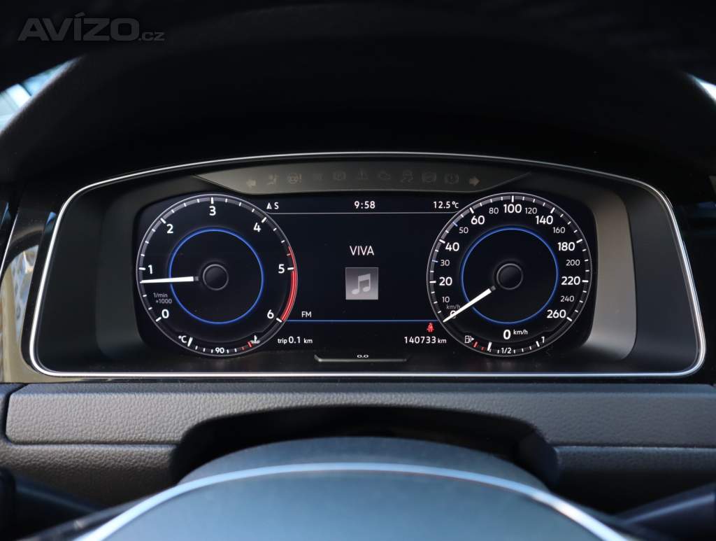 Foto inzerátu Volkswagen Golf 1.6 TDI