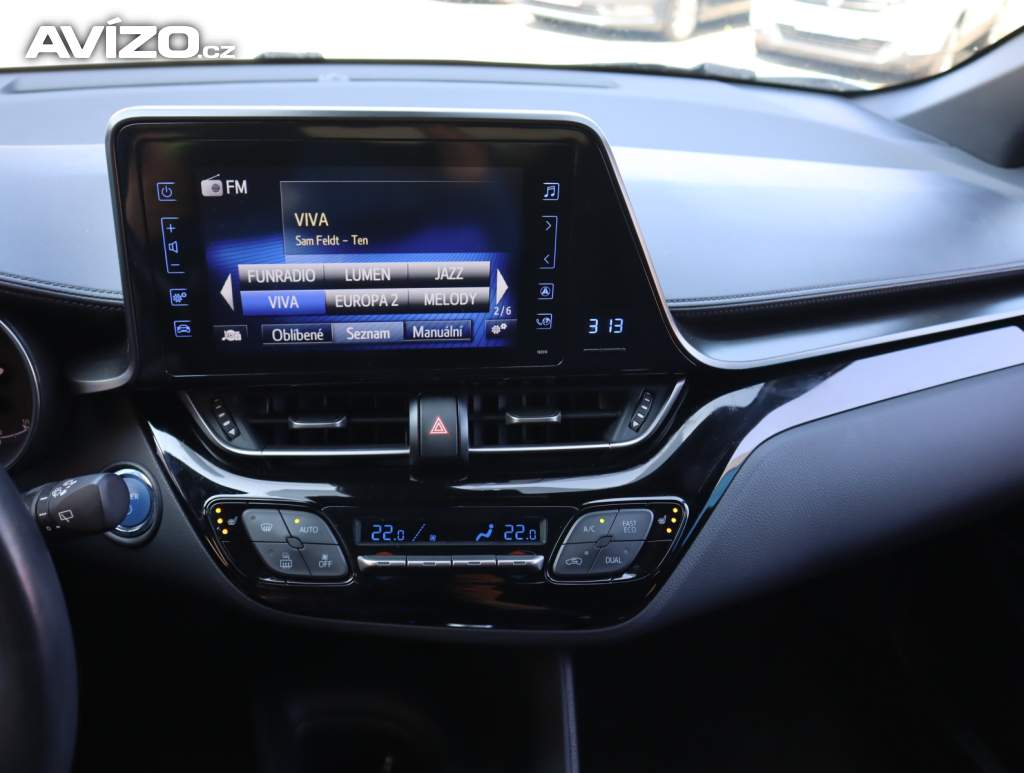 Foto inzerátu Toyota C-HR 1.8 Hybrid