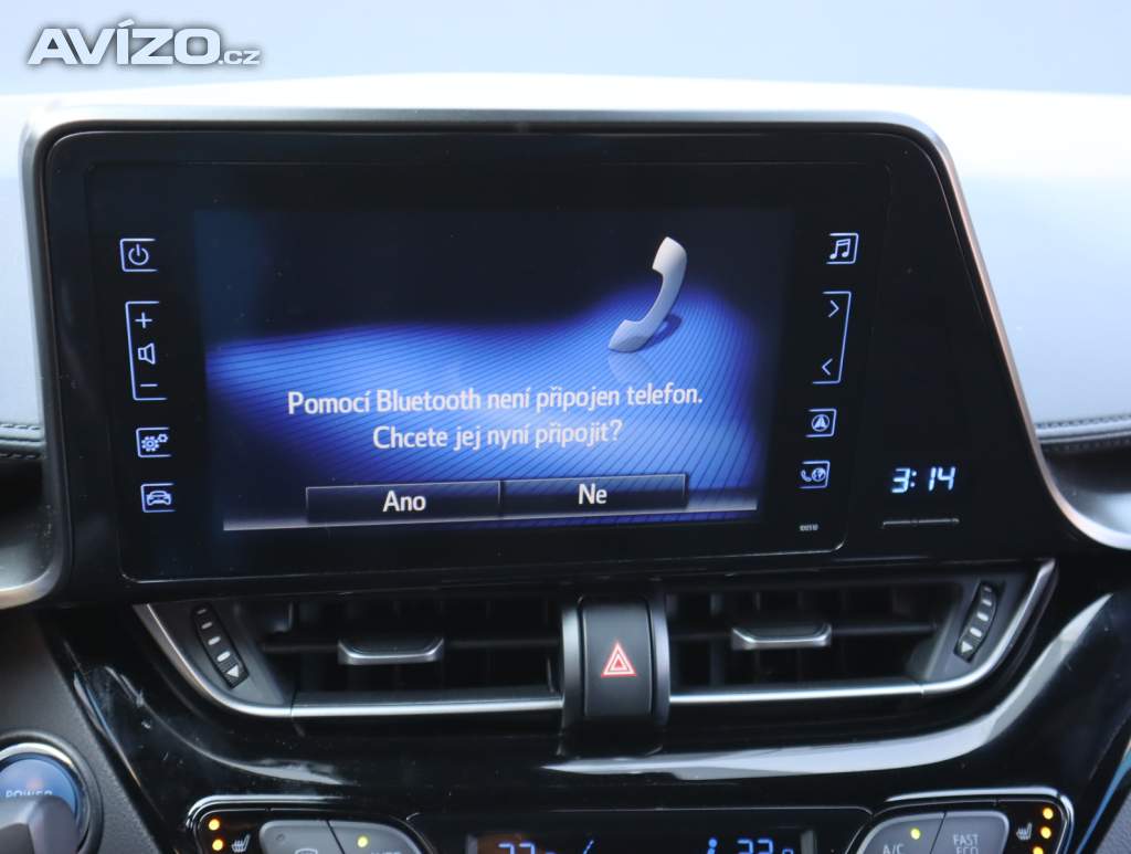 Foto inzerátu Toyota C-HR 1.8 Hybrid