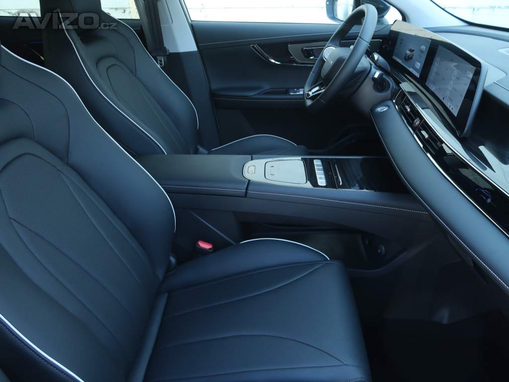 Foto inzerátu Omoda 5 1.6 T