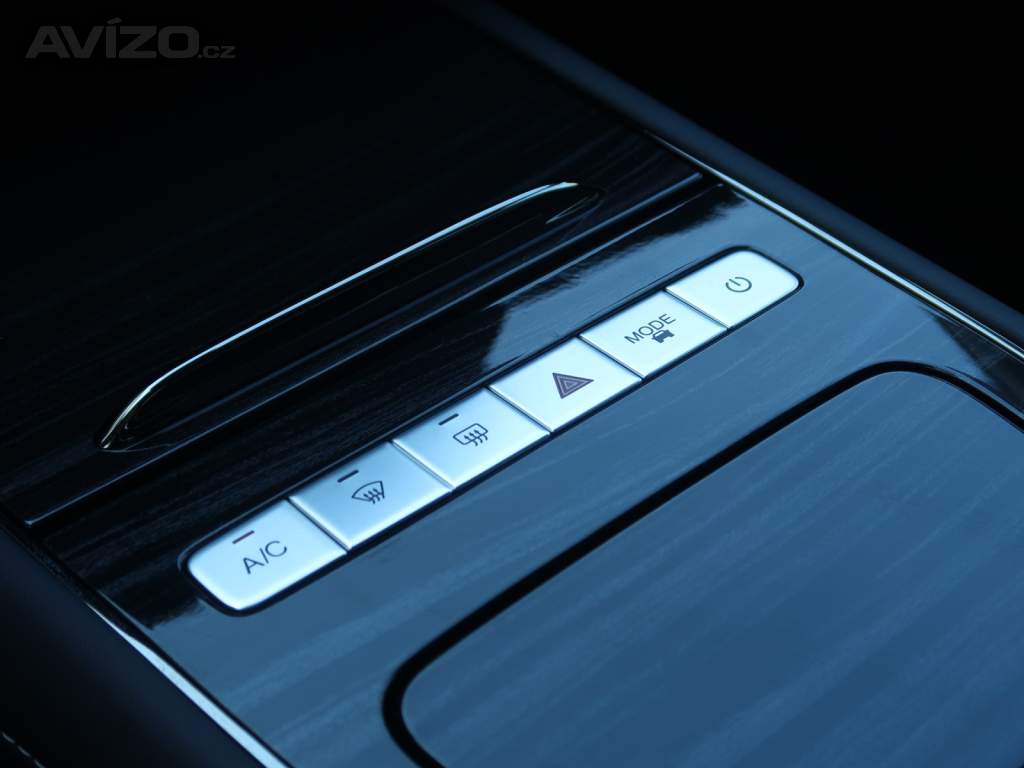 Foto inzerátu Omoda 5 1.6 T