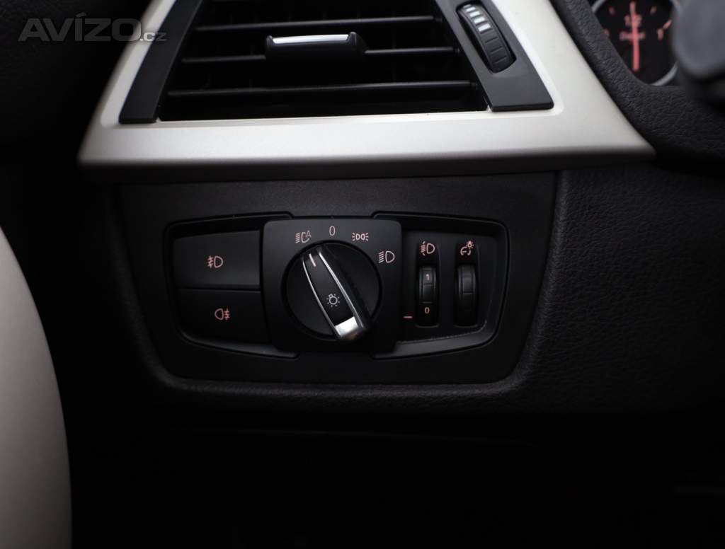 Foto inzerátu BMW Řada 3 318 d