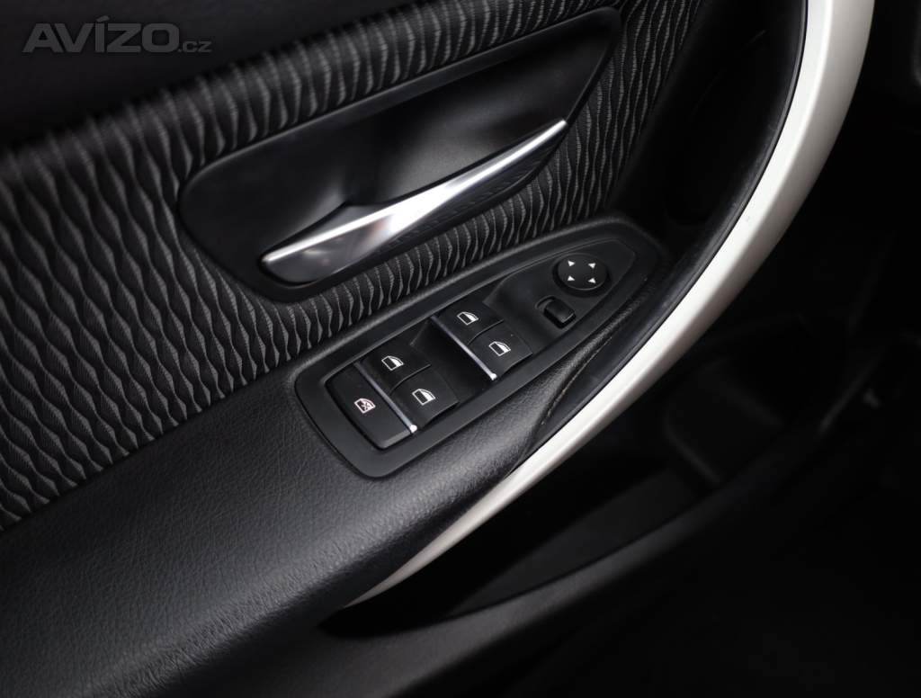 Foto inzerátu BMW Řada 3 318 d