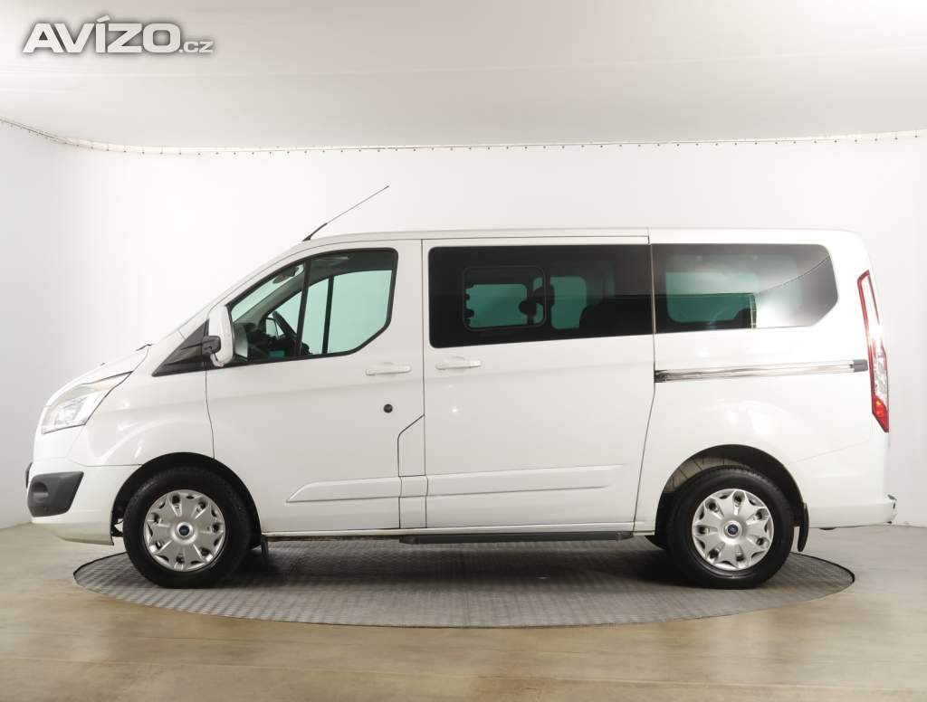 Foto inzerátu Ford Tourneo Custom 2.2 TDCi