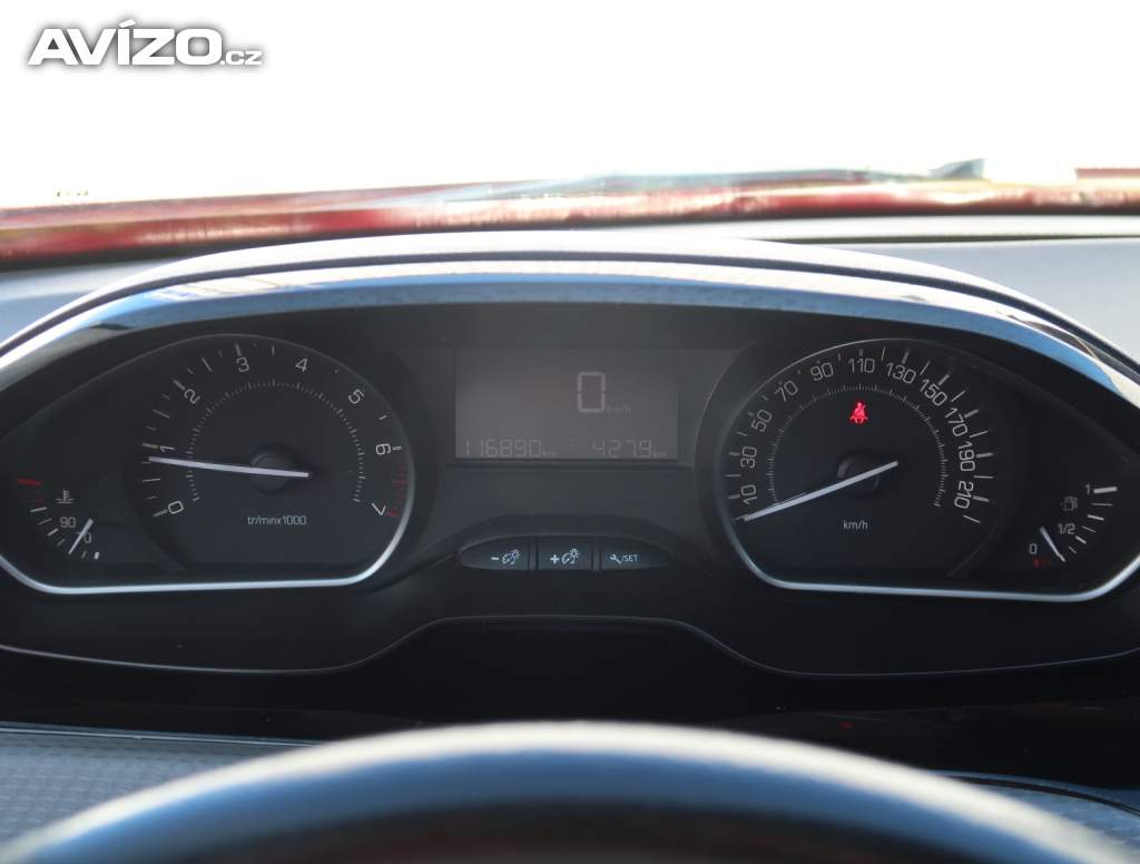 Foto inzerátu Peugeot 2008 1.2 PureTech