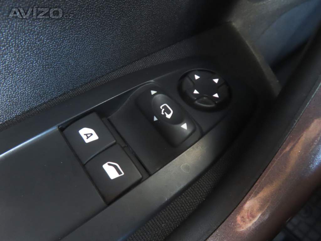 Foto inzerátu Peugeot 2008 1.6 BlueHDi