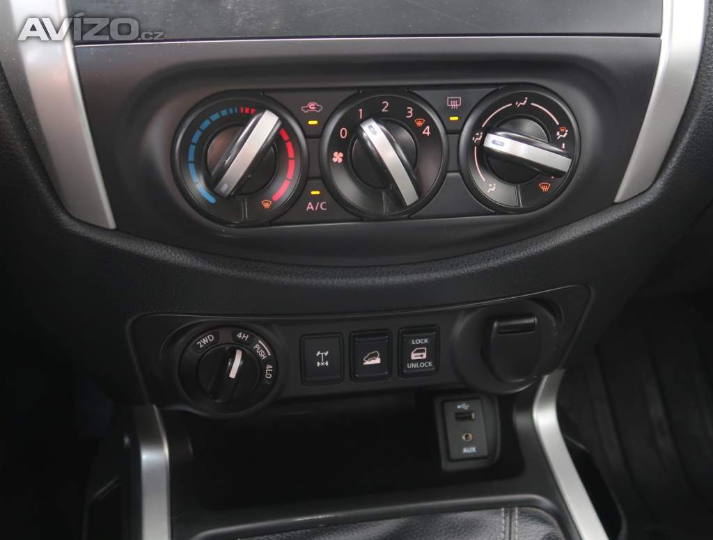 Foto inzerátu Nissan Navara 2.3 dCi