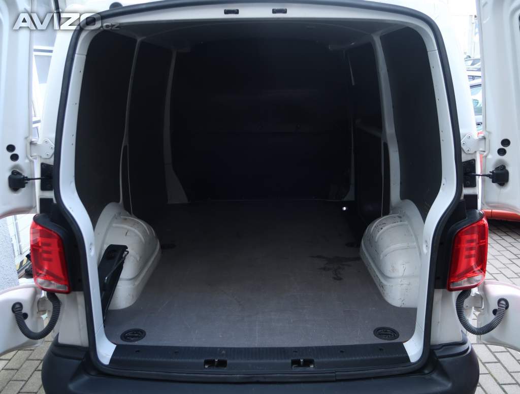 Foto inzerátu Volkswagen Transporter 2.0 TDI