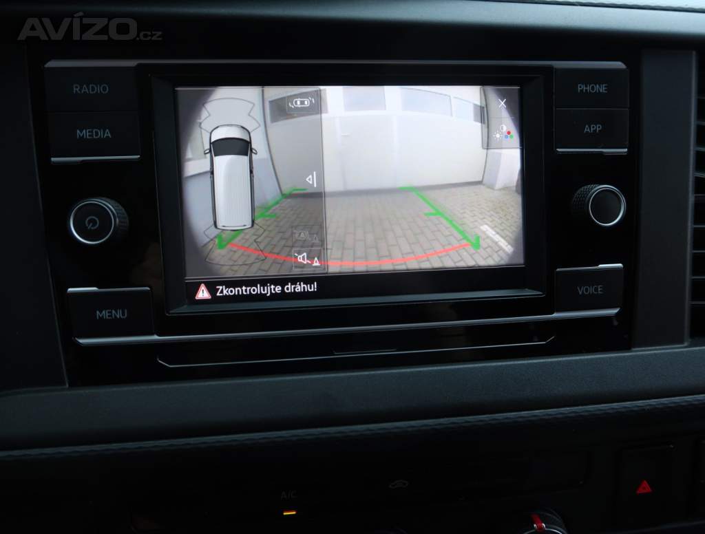 Foto inzerátu Volkswagen Transporter 2.0 TDI