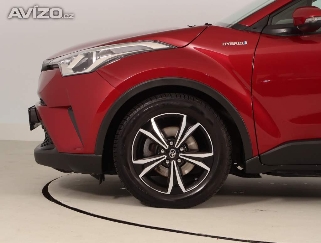 Foto inzerátu Toyota C-HR 1.8 Hybrid