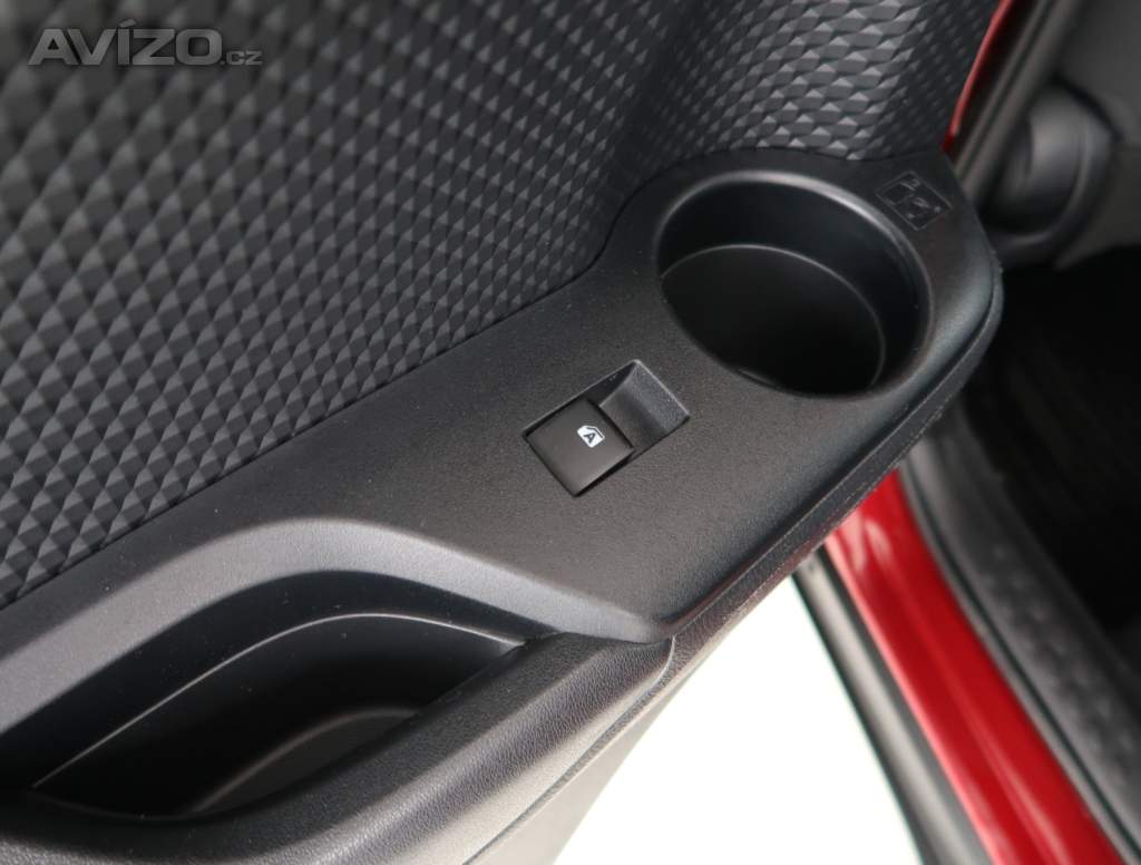 Foto inzerátu Toyota C-HR 1.8 Hybrid