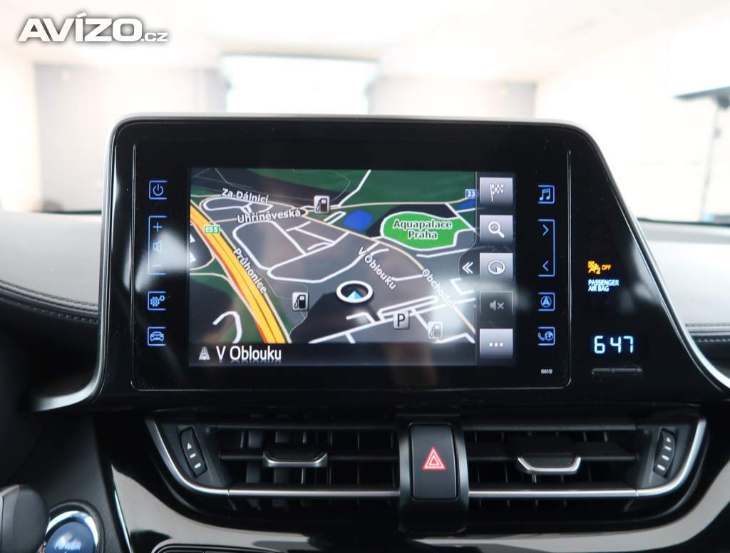 Foto inzerátu Toyota C-HR 1.8 Hybrid