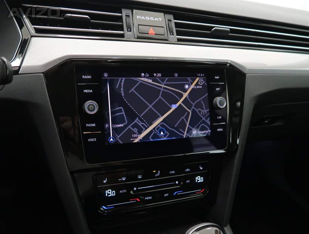 Foto inzerátu Volkswagen Passat 2.0 TDI