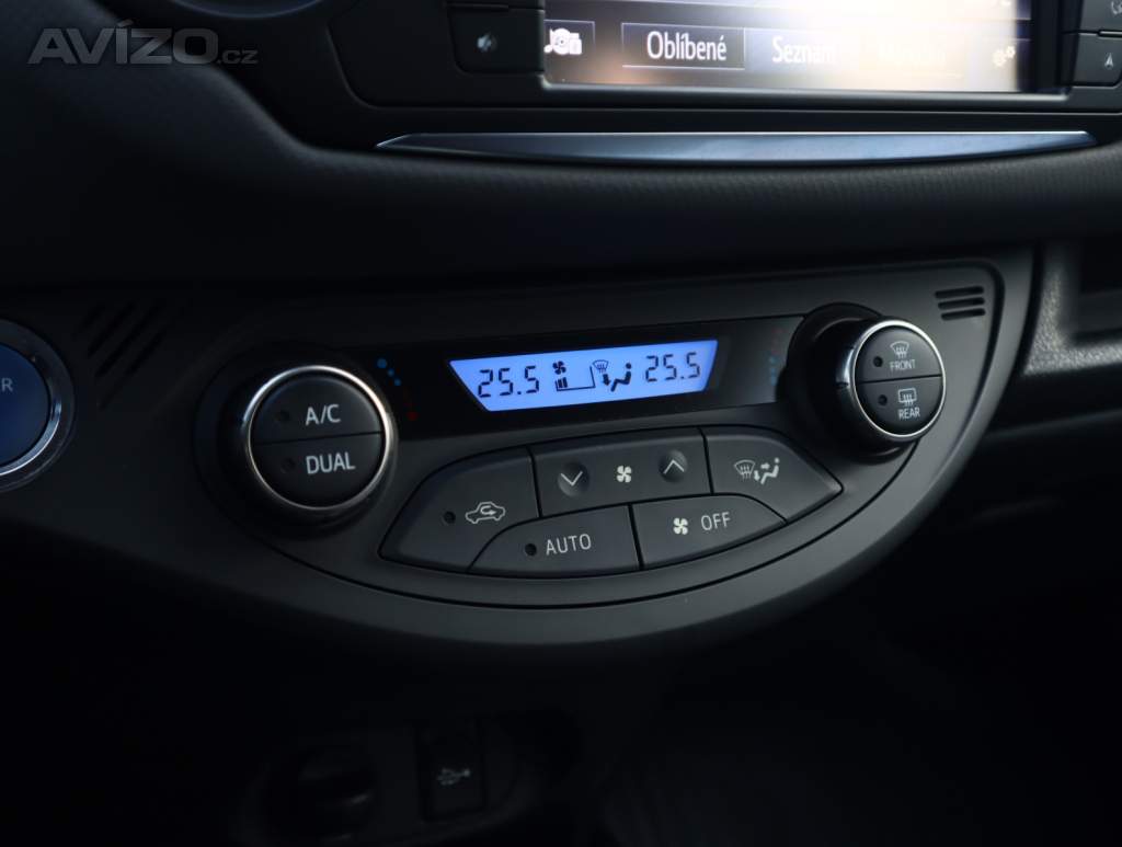 Foto inzerátu Toyota Yaris 1.5 Hybrid