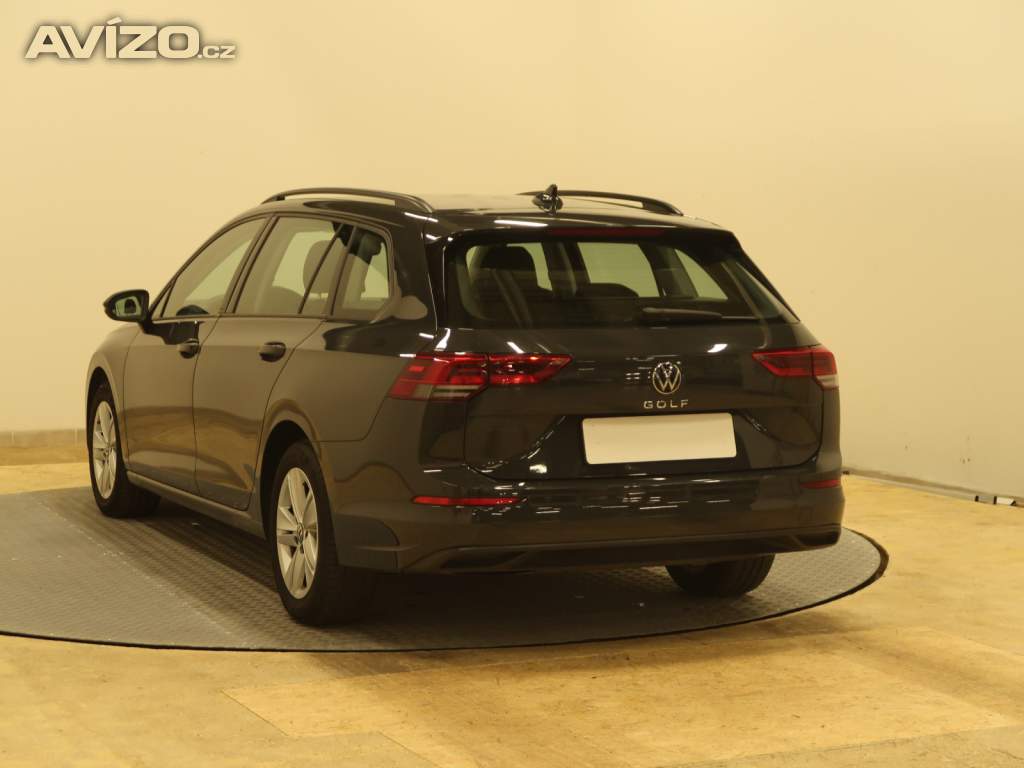 Foto inzerátu Volkswagen Golf 1.0 TSI