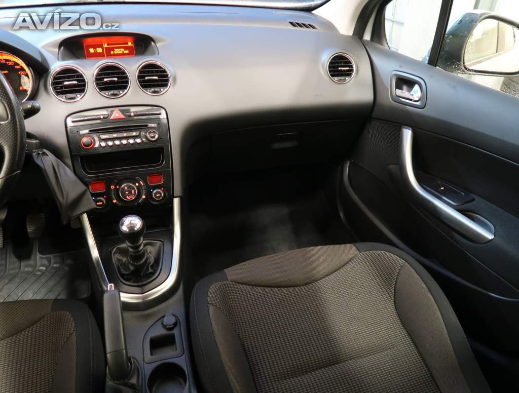 Foto inzerátu Peugeot 308 1.6 e-HDi