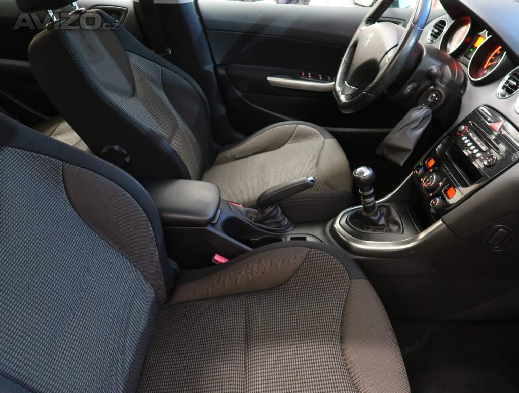 Foto inzerátu Peugeot 308 1.6 e-HDi