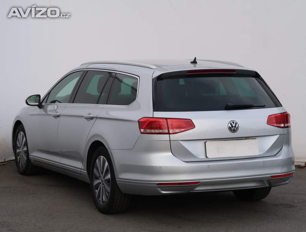 Foto inzerátu Volkswagen Passat 2.0 TDI