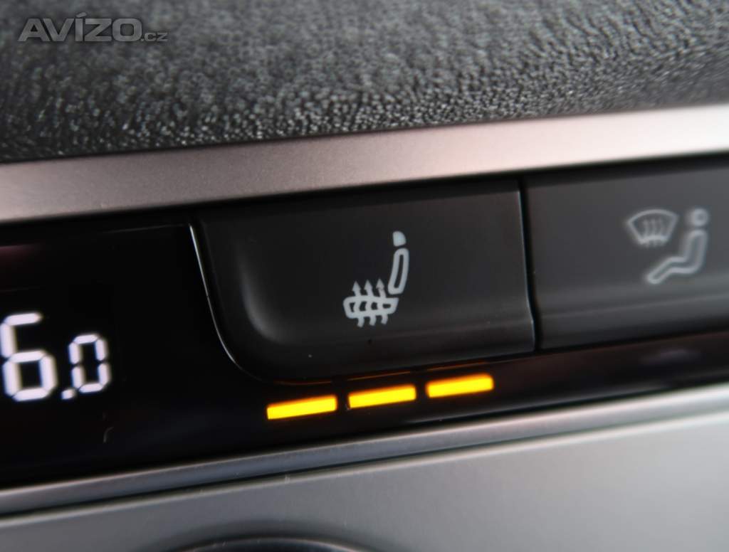 Foto inzerátu Volkswagen Passat 2.0 TDI