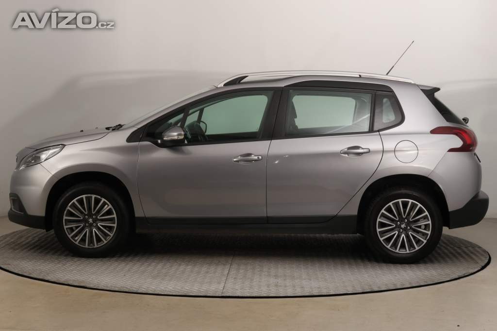 Foto inzerátu Peugeot 2008 1.2 PureTech