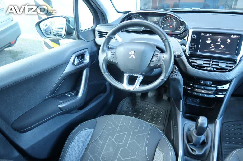 Foto inzerátu Peugeot 2008 1.2 PureTech