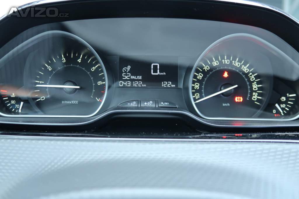 Foto inzerátu Peugeot 2008 1.2 PureTech