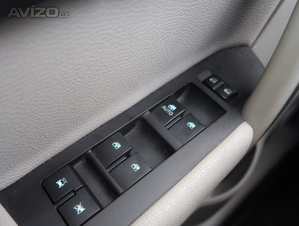 Foto inzerátu Chevrolet Captiva 2.2 VCDI